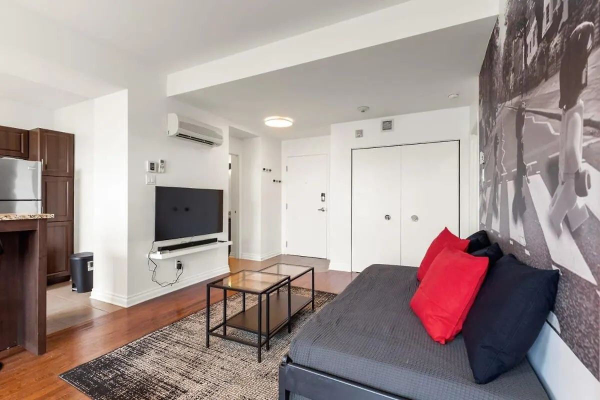 M11 The Lego Suite 2Brsofabed In Prime Location Montreal Canada
