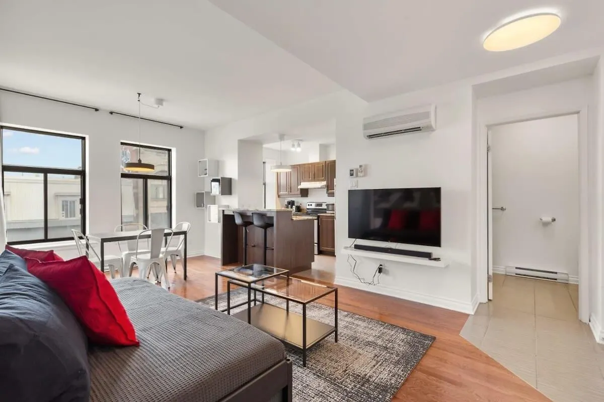 M11 The Lego Suite 2Brsofabed In Prime Location Montreal